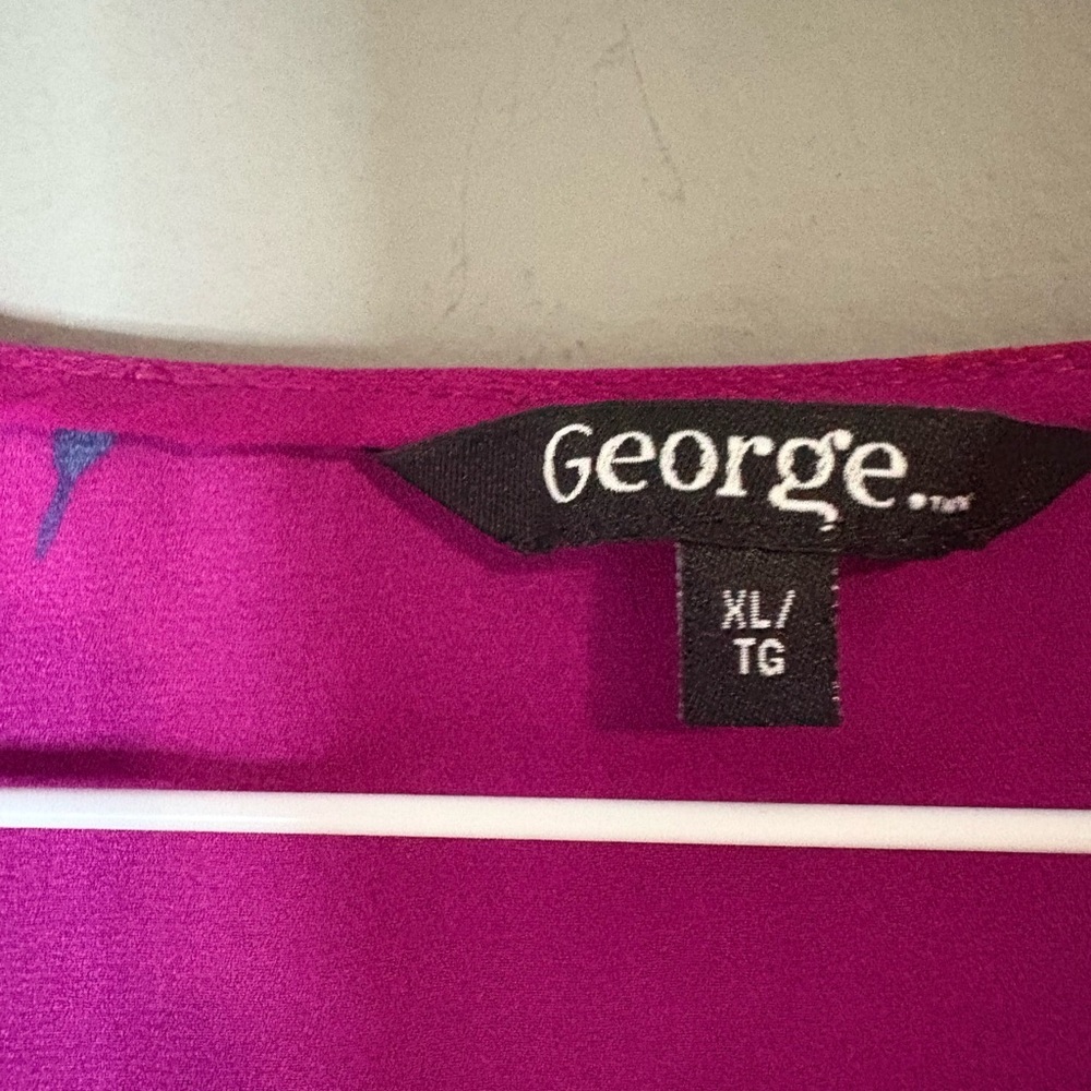 Hummingbird airy tank, fuschia size XL Women's Magenta Sleeveless Top - Picture 4 of 6